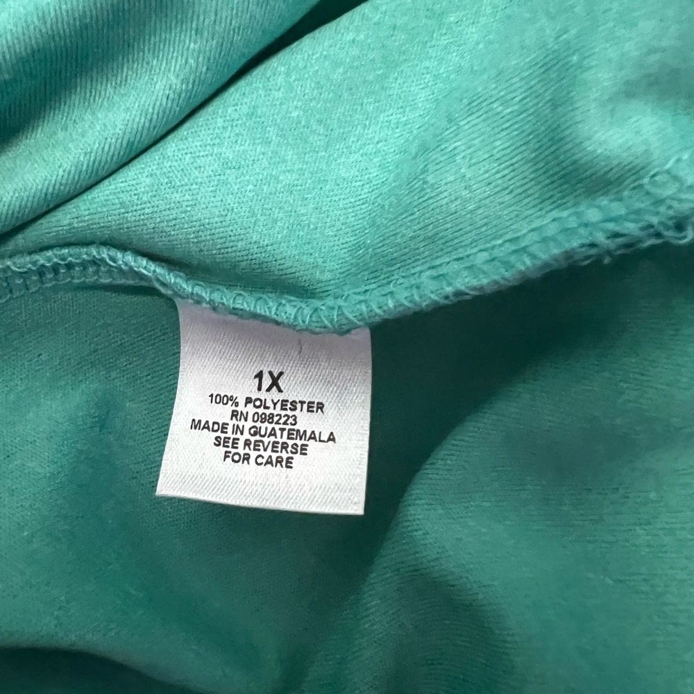 Tee - Picture 5 of 5